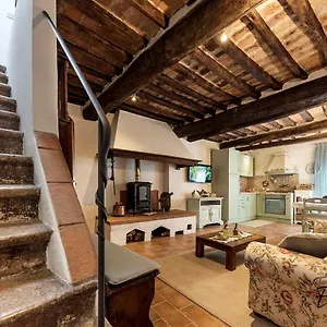 https://a-casa-di-titta.it-tuscanyhotel.com