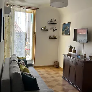 Dans Les Venelles Cefalu