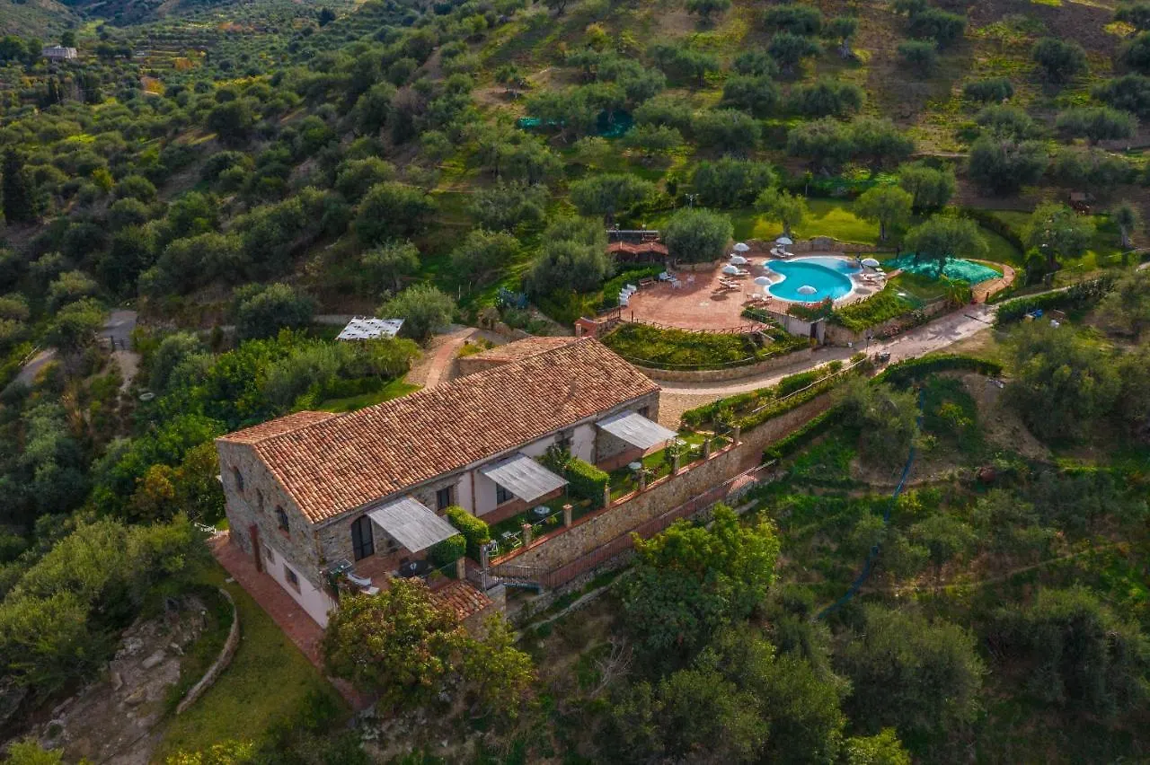 Poggio Pozzetti Villa Lascari Farm stay