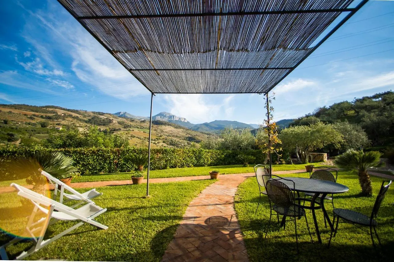 Farm stay Poggio Pozzetti Villa Lascari