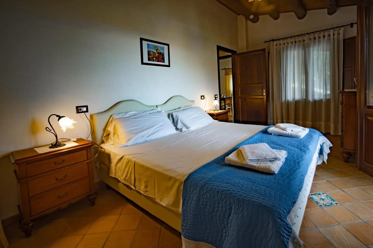 Poggio Pozzetti Villa Lascari Farm stay