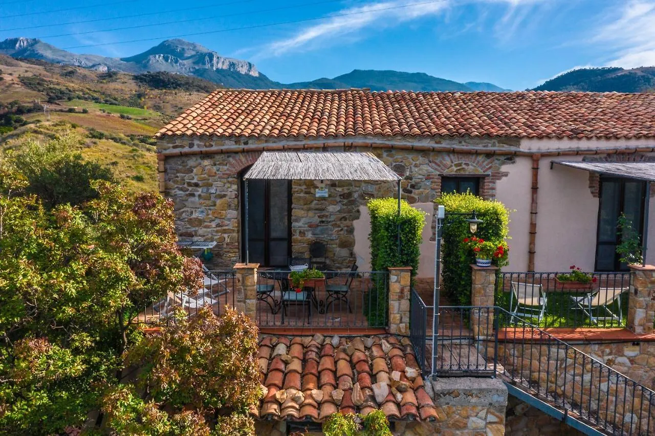 Farm stay Poggio Pozzetti Villa Lascari